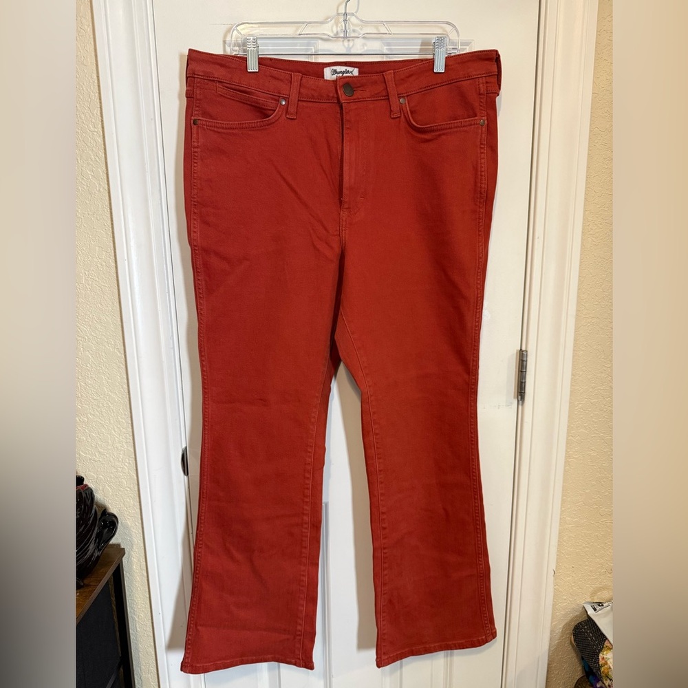 Wrangler Retro Burnt Orange Jeans